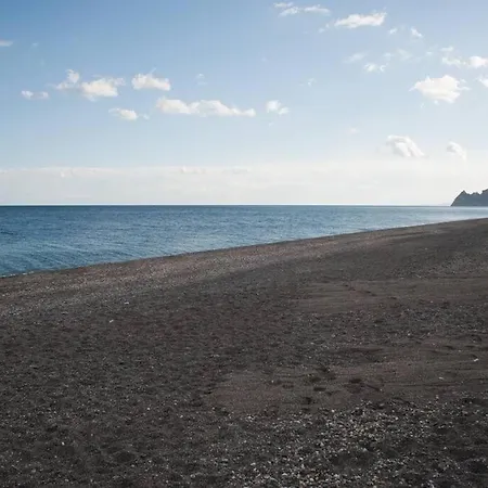 L'angolo Del Silenzio فندق سانتا تيريزا دي ريفا